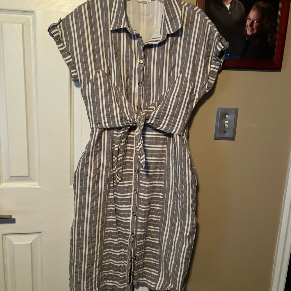 Bohme Gray Striped Midi Dress medium button up with tie